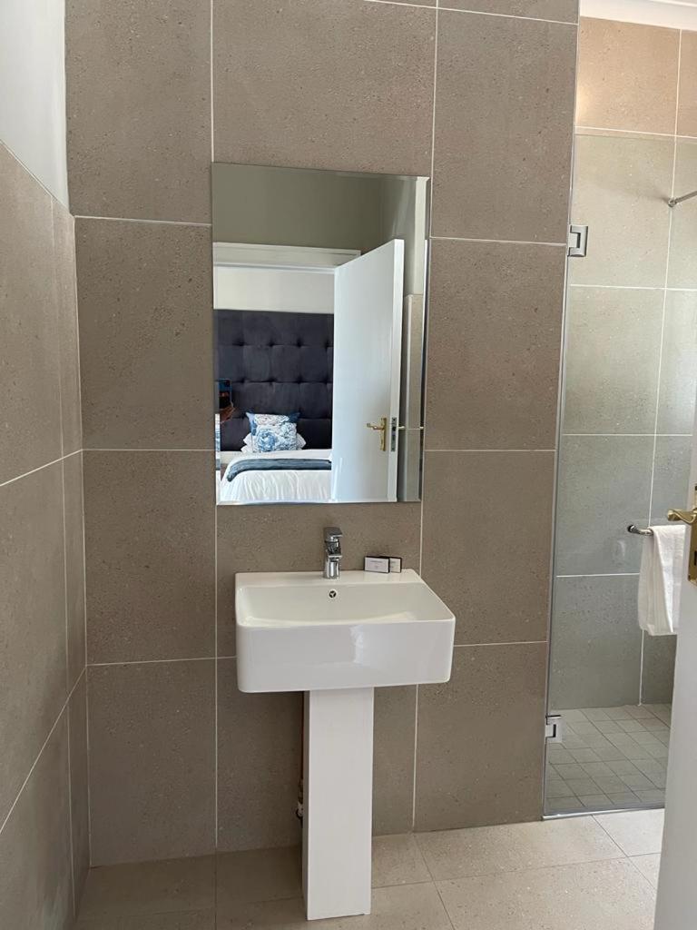 The South Way Bed & Breakfast Johannesburg Luaran gambar